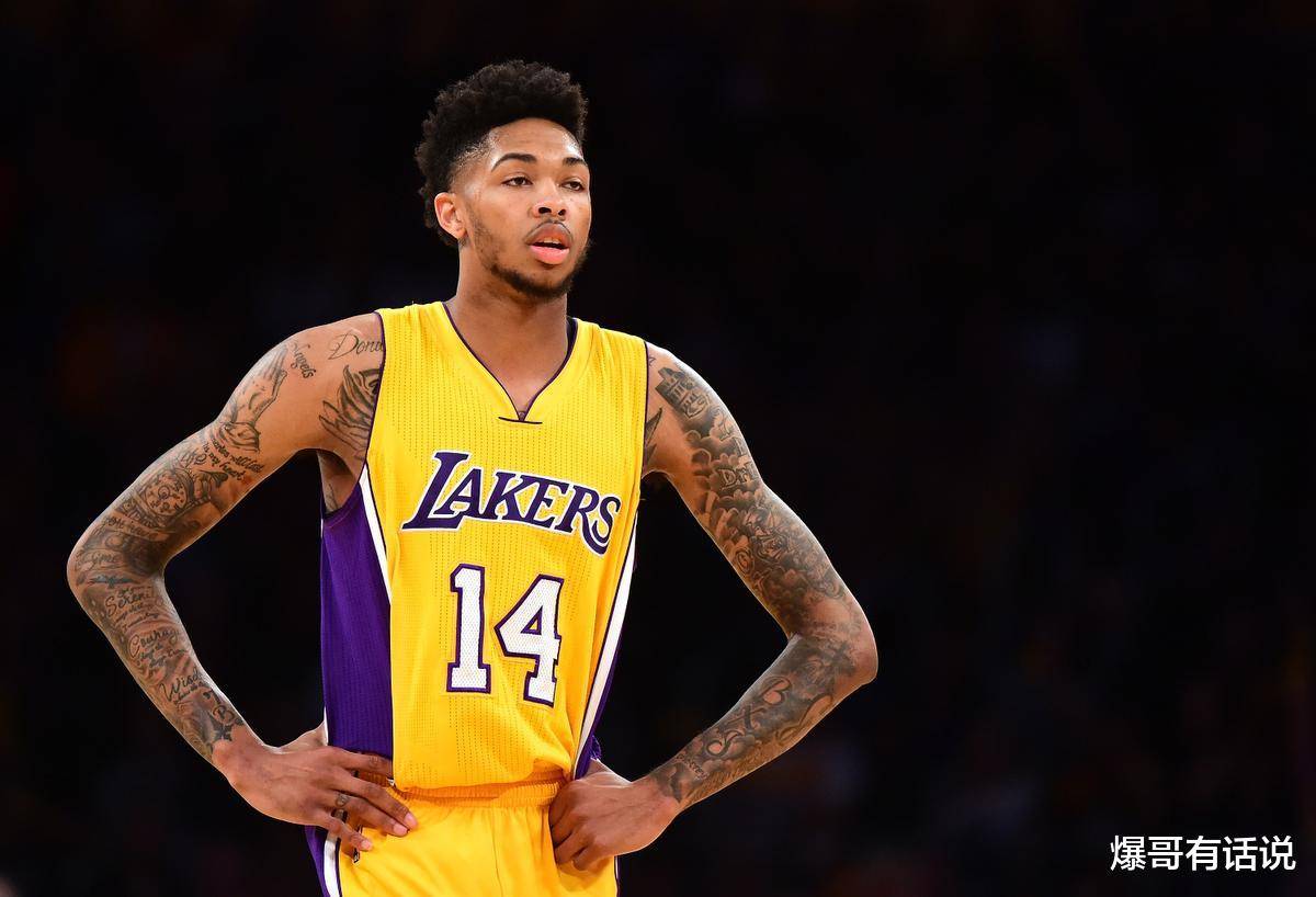 鹈鹕球员英格拉姆表现出色，为球队贡献