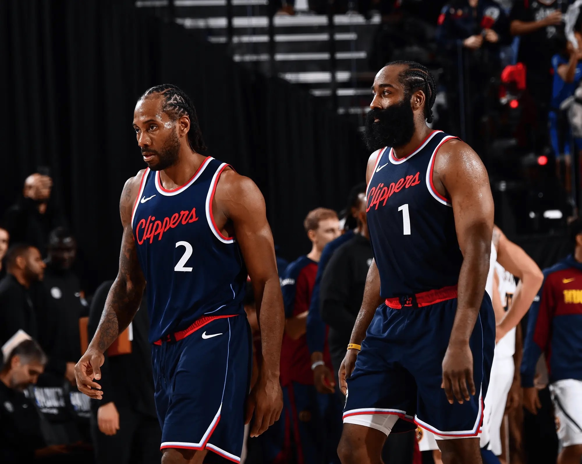 快船队主场大胜马刺队,连胜破三 快船队主场大胜马刺队,连胜破三