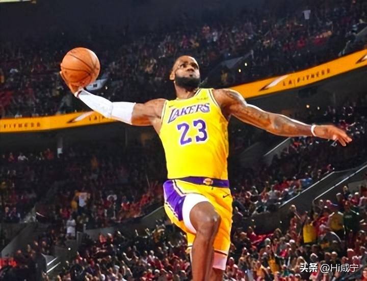 湖人队逆转公牛队,詹皇隔扣精彩表演带队胜利的简单介绍 湖人队逆转公牛队,詹皇隔扣精彩表演带队胜利的简单介绍