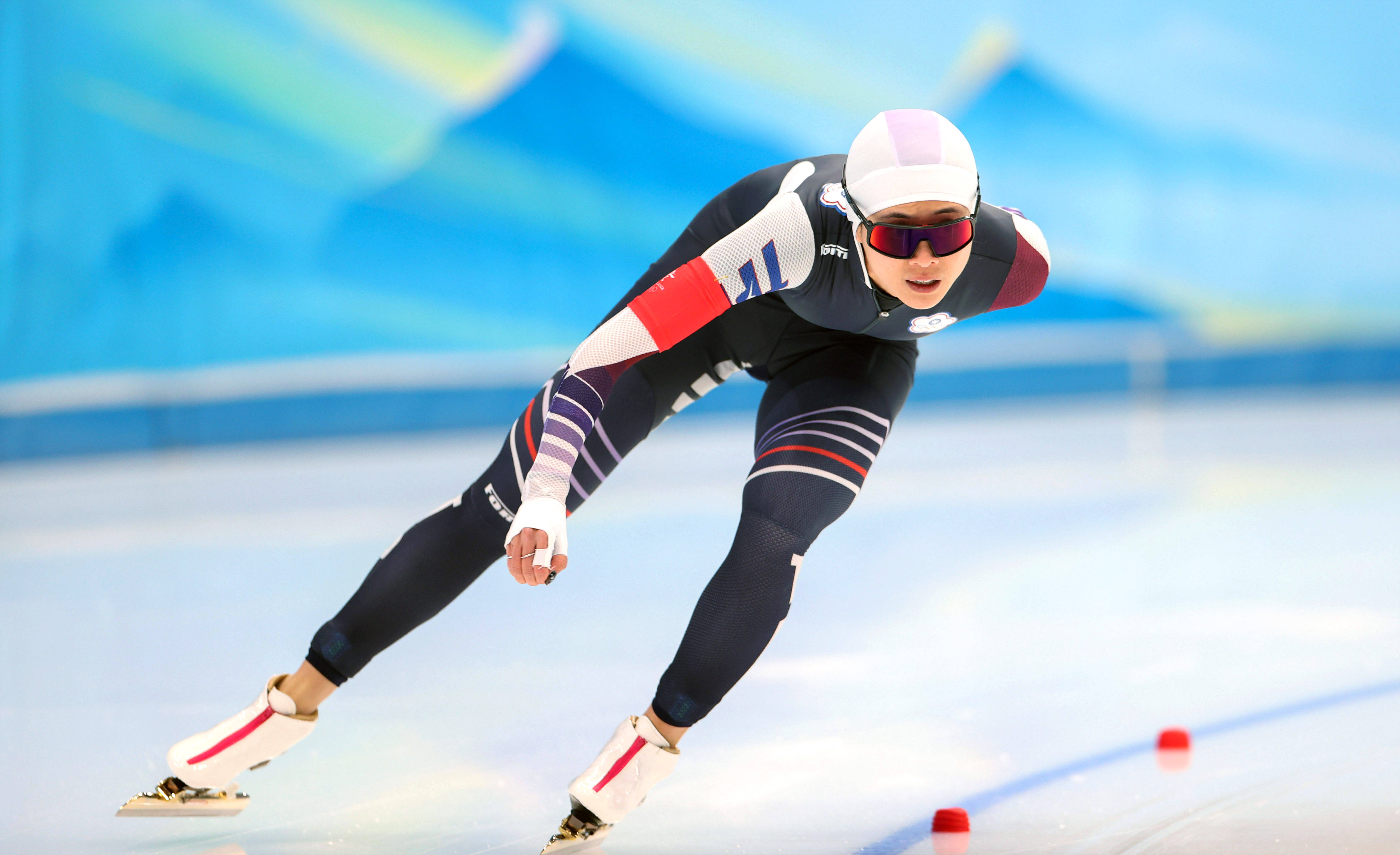 PG电子试玩-瑞士滑冰冠军展现实力，稳定进入决赛