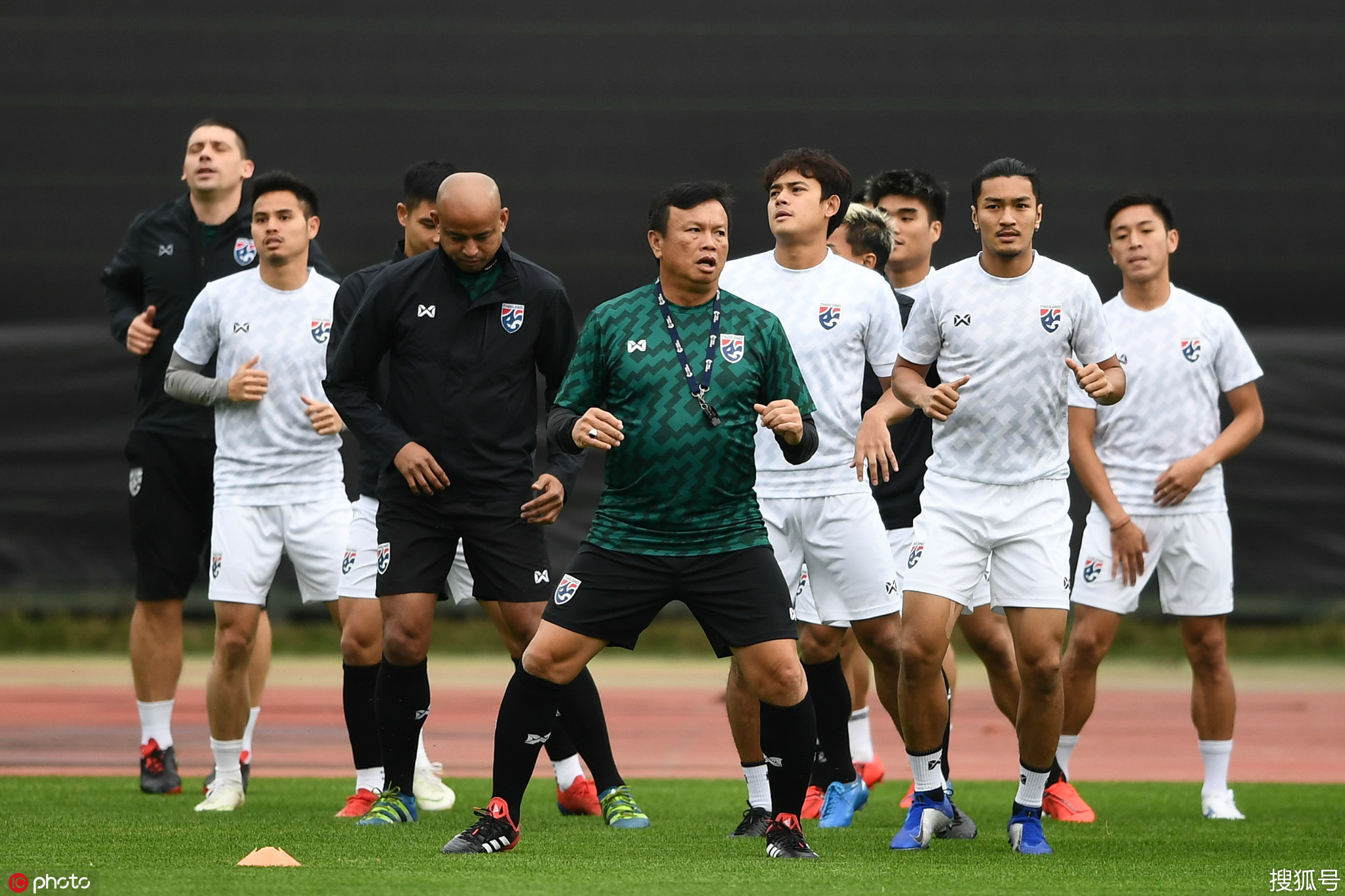 PG电子线上登入-泰国队横扫中国队，黄鸭组合扛起全队的简单介绍