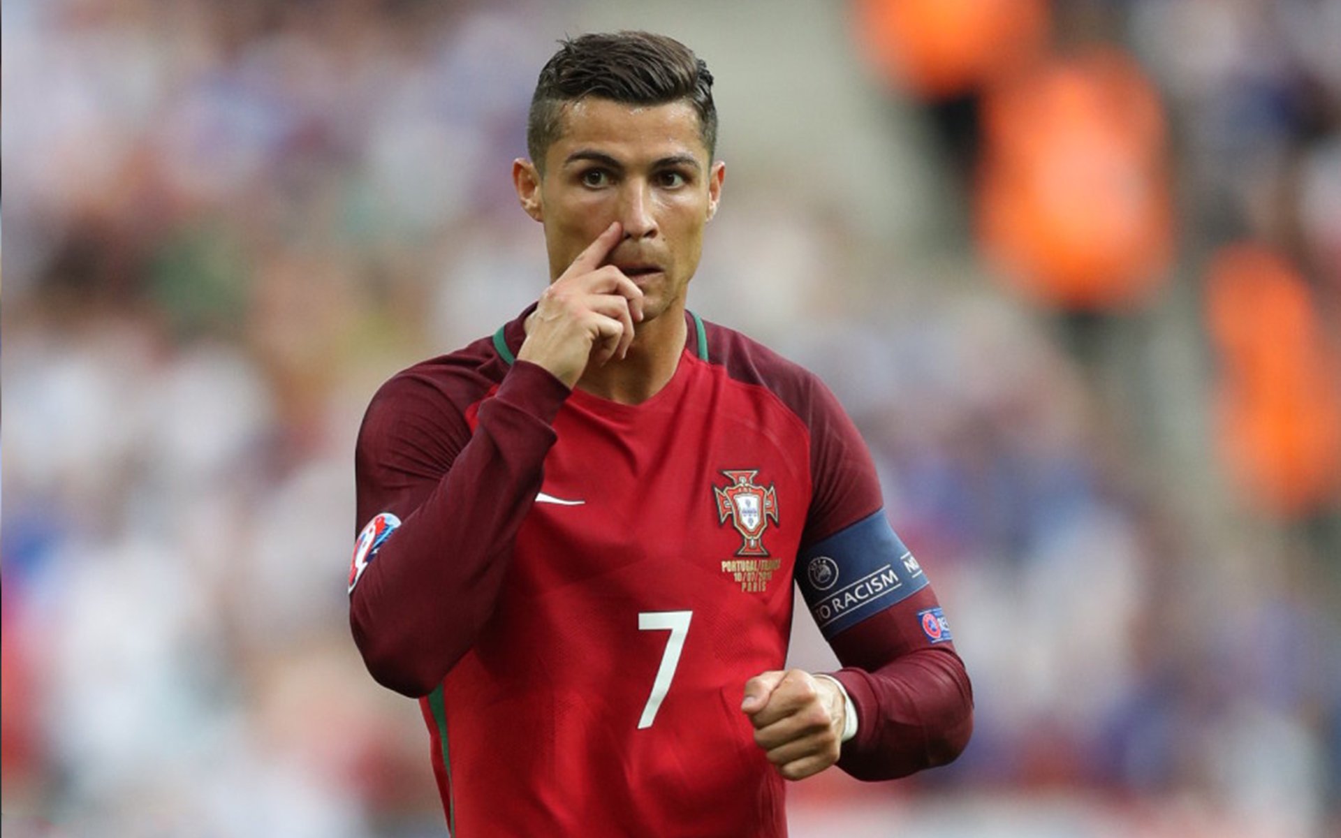 中场魔法师！若日尼奥掌控全场艺术，利物浦的致命音符击碎乌克兰防线